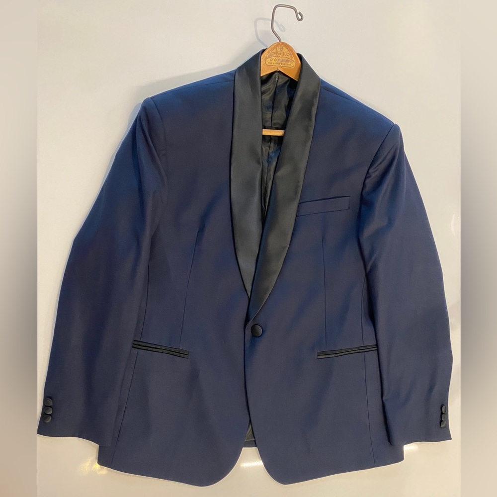 Classic Navy tux with shawl color - NWOT - hand tailored